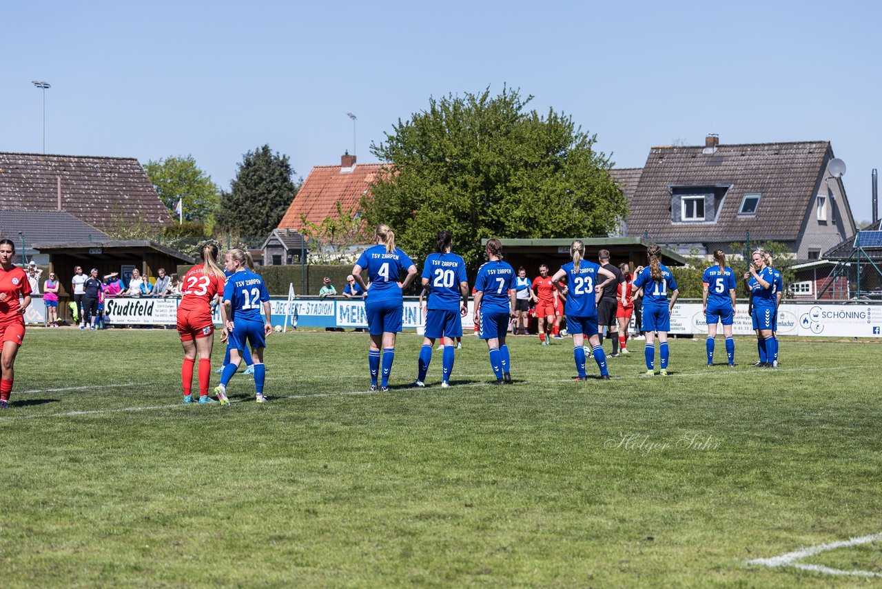 Bild 254 - F TSV Zarpen - Holstein Kiel II : Ergebnis: 2:6